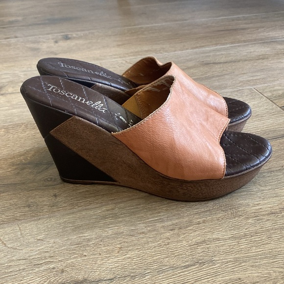 Toscanella Brown Leather Wedges - Picture 3 of 6